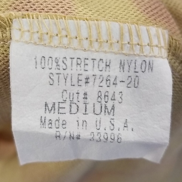 💕LOVE AMOUR💕 Mesh 3/4 Length Print Vneck Top - Picture 6 of 6